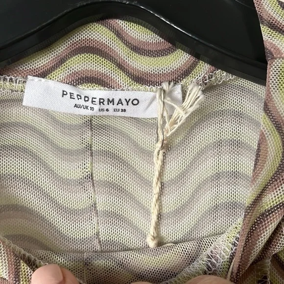 Peppermayo NWT Disco Inferno Crop “ Retro Wave” Top size 6 - Picture 3 of 7